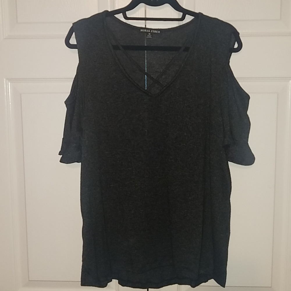 Cold shoulder top